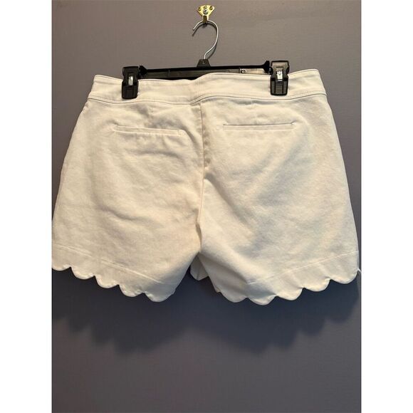 *3/$15 Isaac Mizrahi Women's White Scalloped Hem Chino Shorts Size 6 - Picture 5 of 11